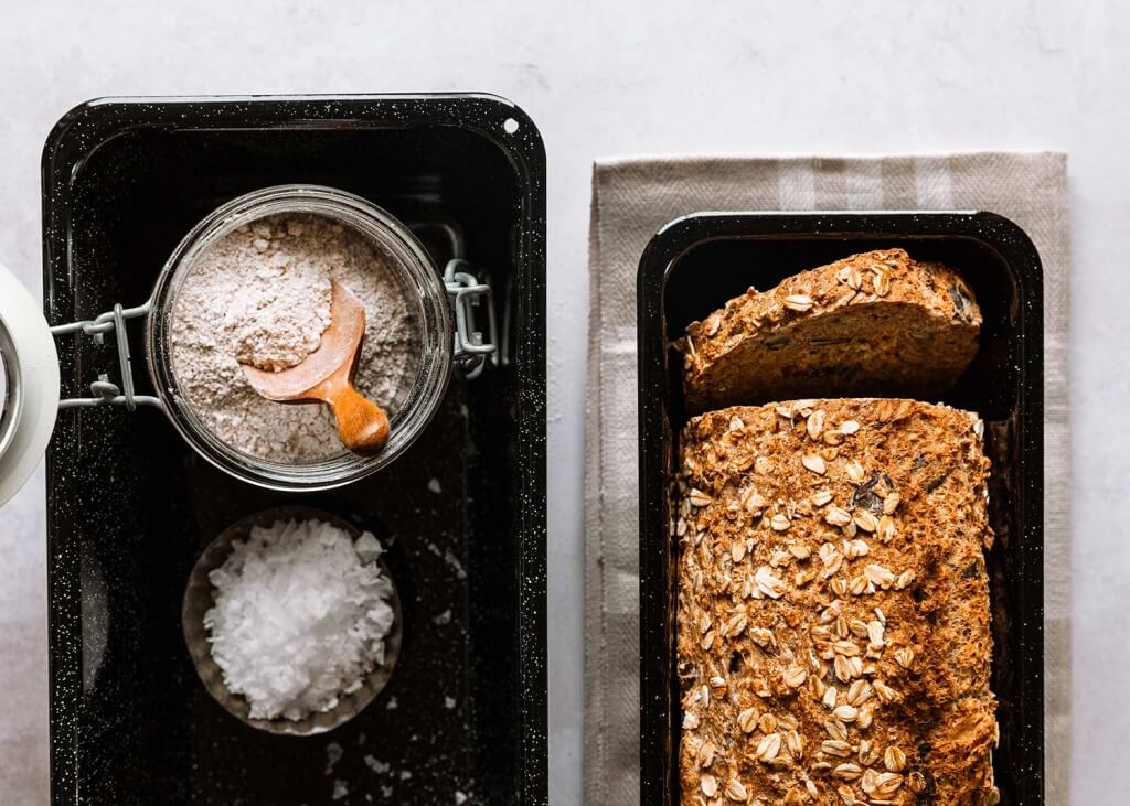 Brotbackform-in-Verwendung