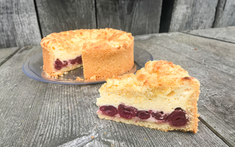 Kirsch-Streusel-Torte - Backen mit Christina Kirsch-Streusel-Torte - Backen mit Christina