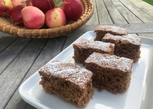 Schoko-Apfel-Blechkuchen