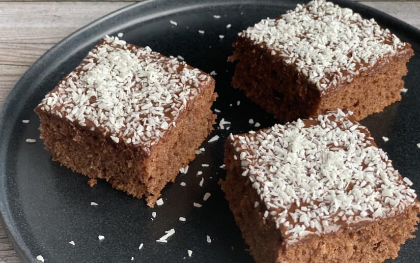 Schoko-Kokos-Schnitten - Backen mit Christina