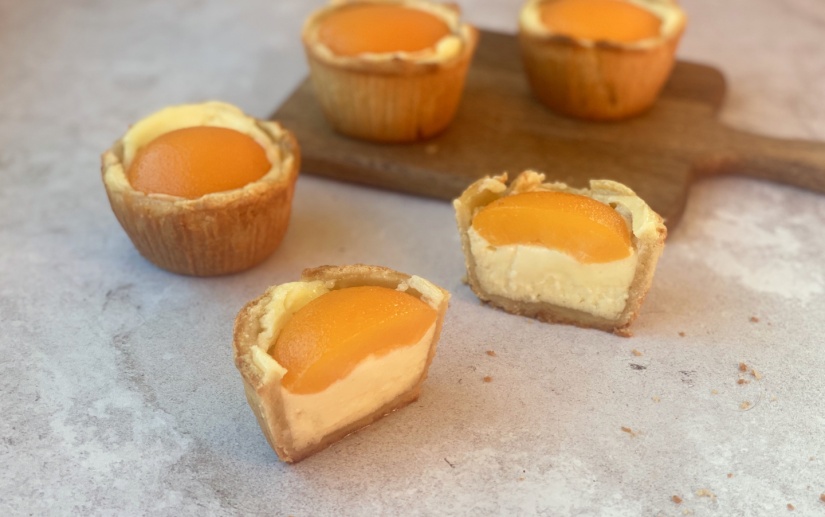 Ostermuffins mit Topfen und Pfirsich Backen mit Christina