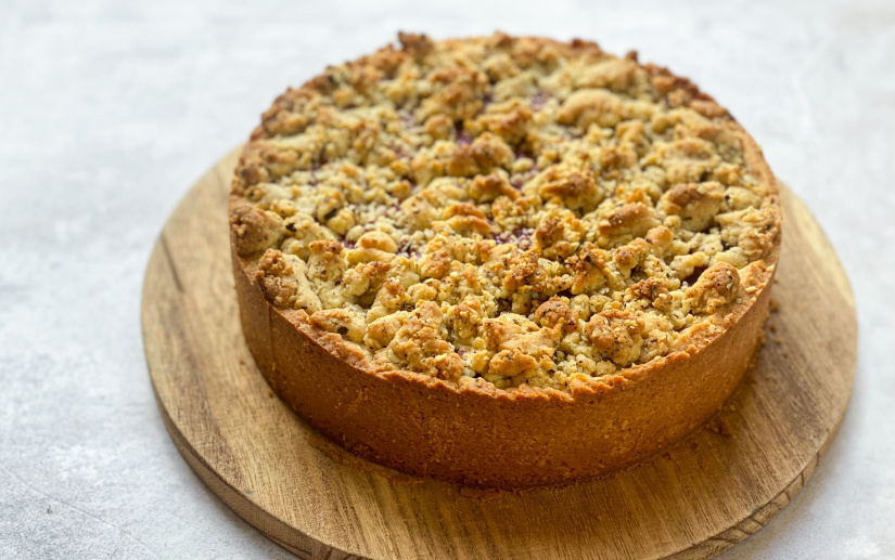 Himbeer Kirschtorte mit Streusel
